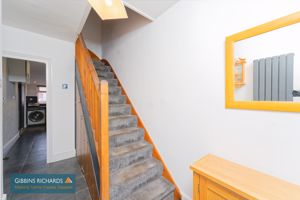 Entrance Hallway- click for photo gallery